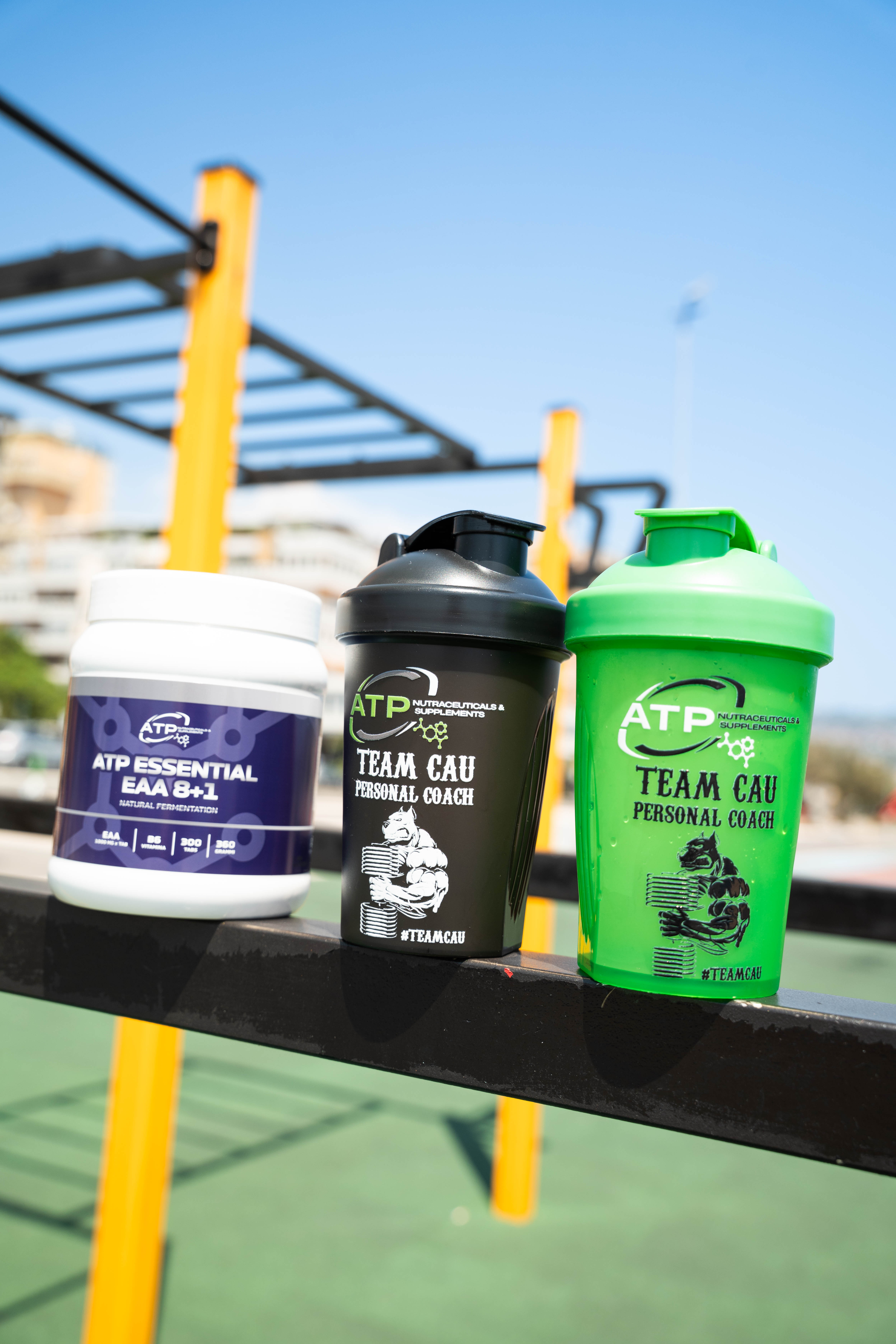 Shaker ATP Nutraceuticals x Team Cau – Nero, Verde o Fucsia